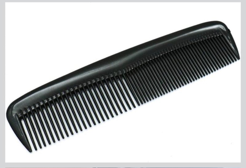 Petit Peigne Noir a 2 Sizes de dents ( Pqt 144 Pcs)